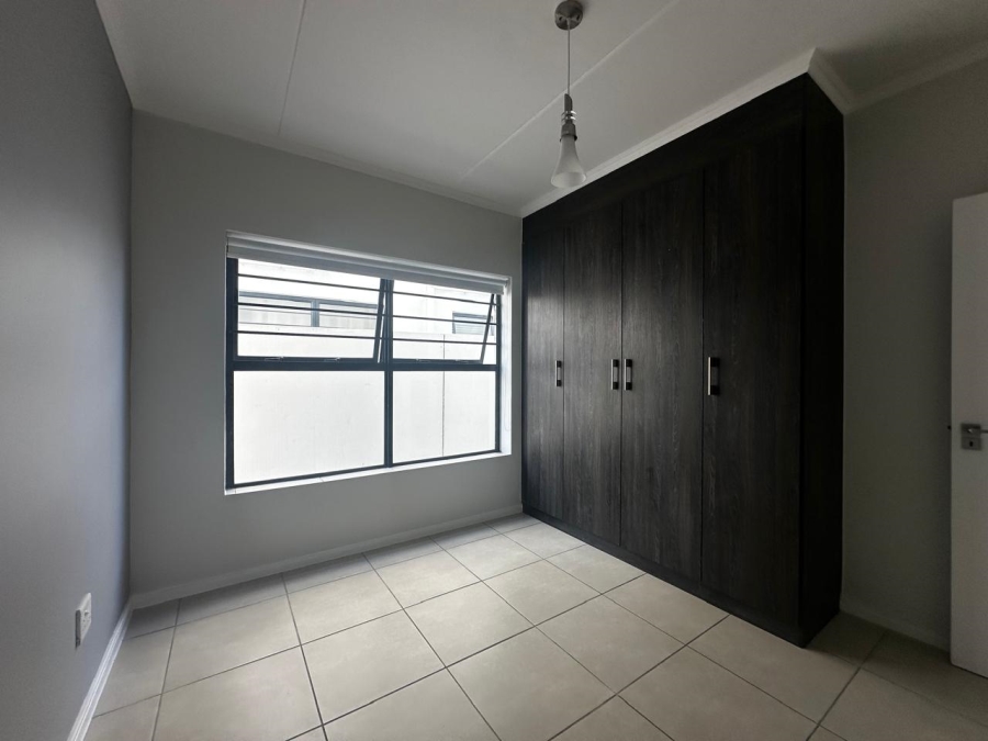 To Let 3 Bedroom Property for Rent in Sandown Western Cape